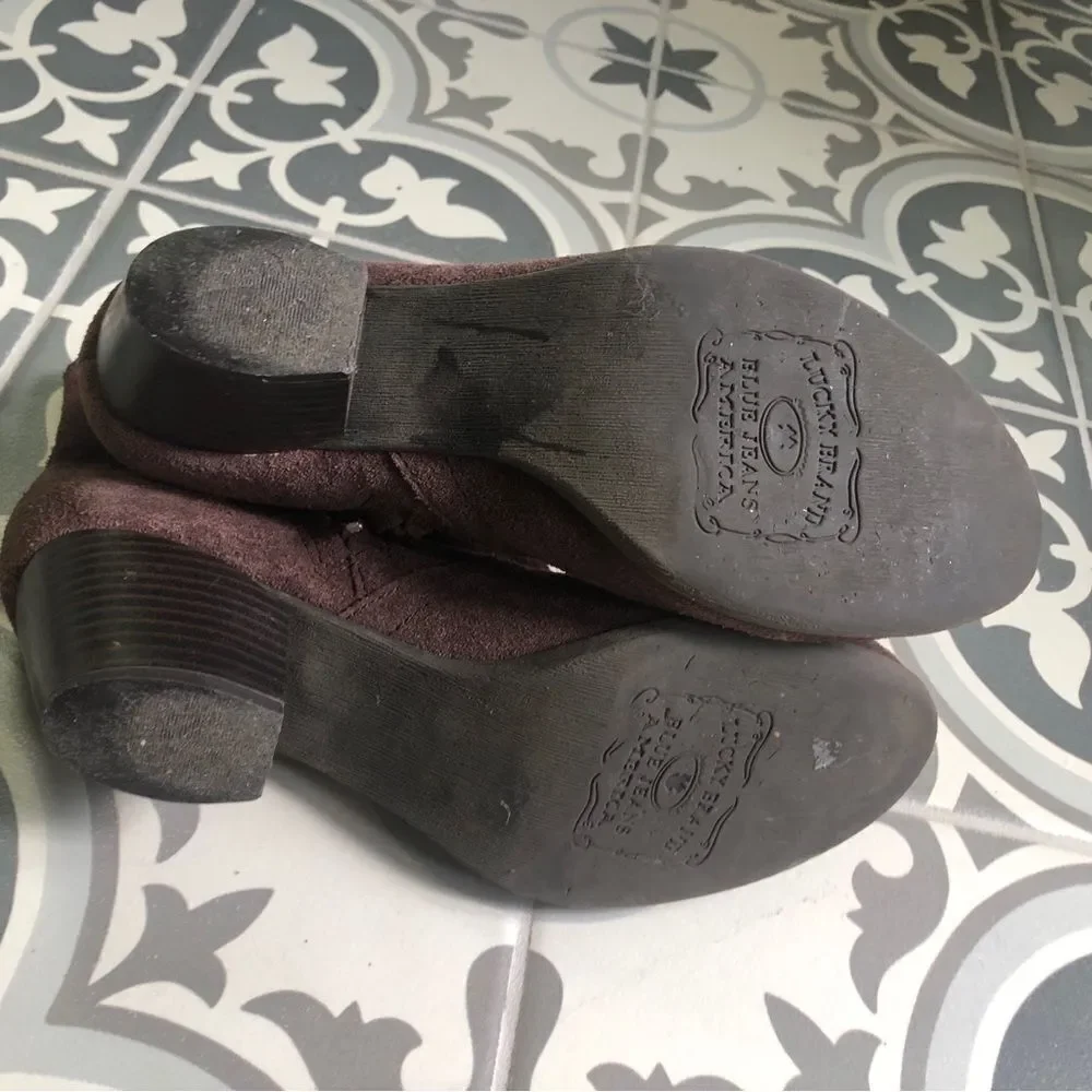 Lucky Brand Ankle Side Zip Suede Booties (7.5/8)
